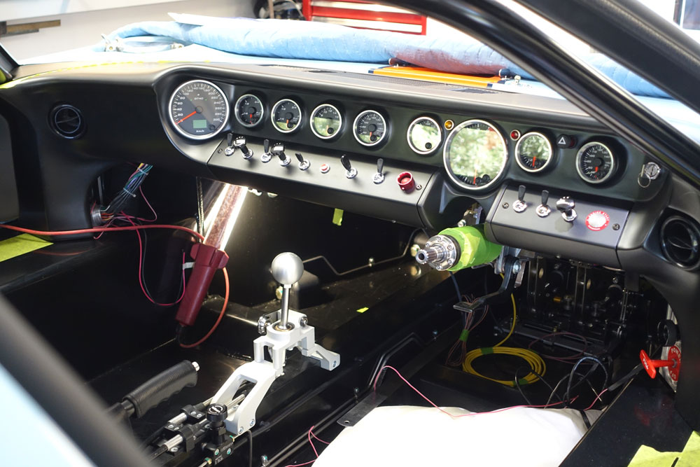GT40-dash-electrical-3.jpg
